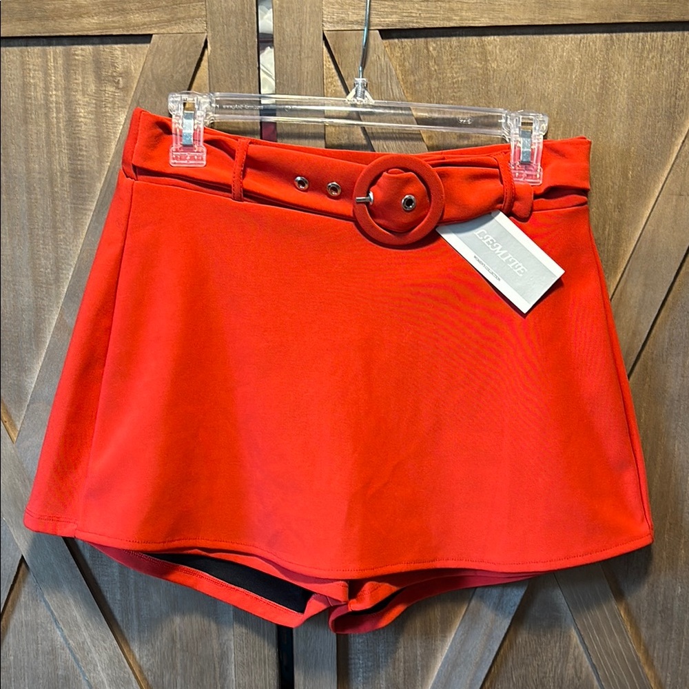 Red Skort with Belt Detail - Large